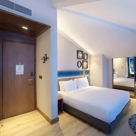 Hampton By Hilton Old イスタンブール