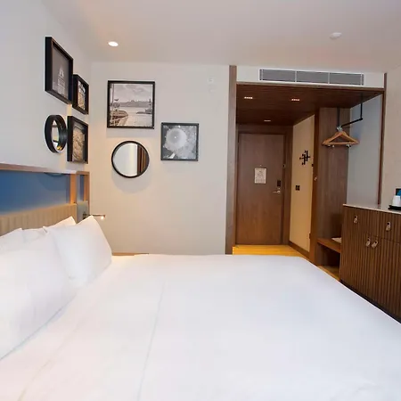 ホテル Hampton By Hilton Old