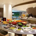 Hampton By Hilton Old Szálloda 3*