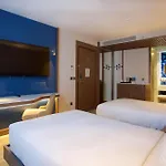 Hampton By Hilton Old Szálloda 3*