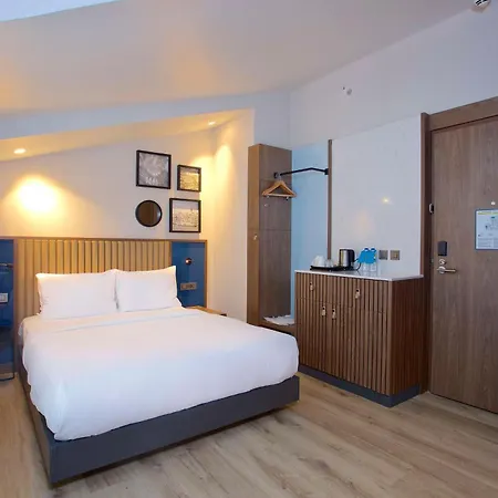 Hampton By Hilton Old Szálloda
