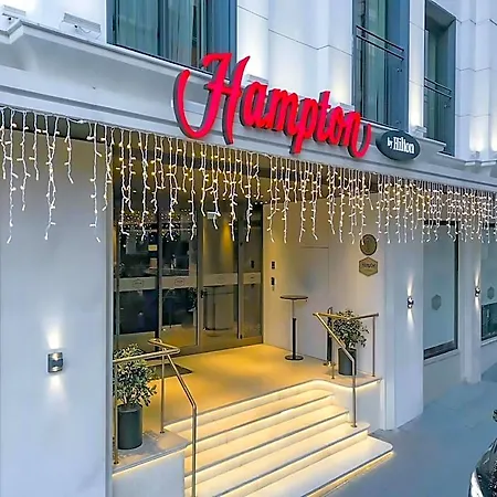 Hotel Hampton By Hilton Old