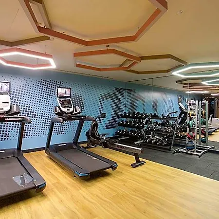 Hampton By Hilton Old Hotel 3*