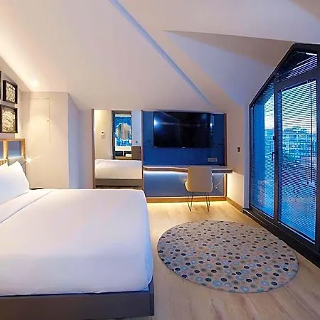 Hampton By Hilton Old Hotel 3*